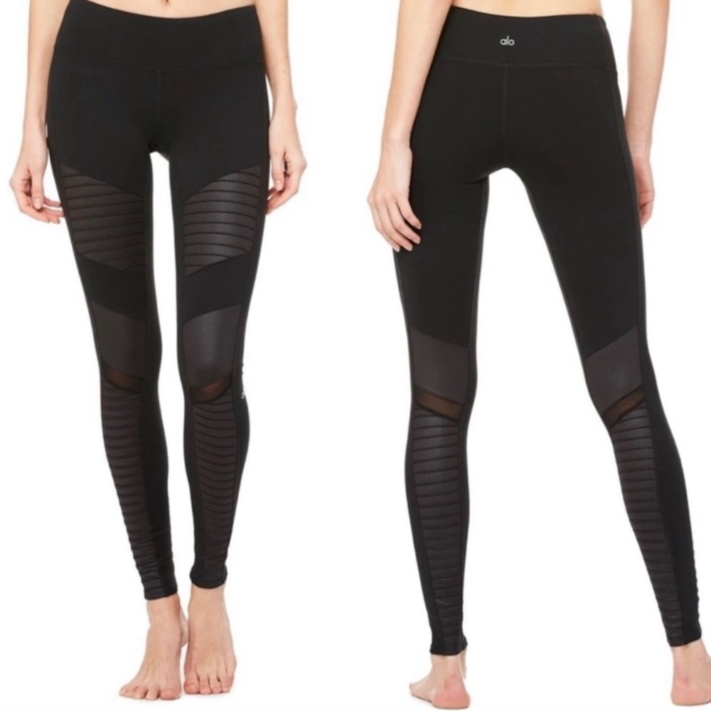 Alo Yoga Moro Leggings in Black